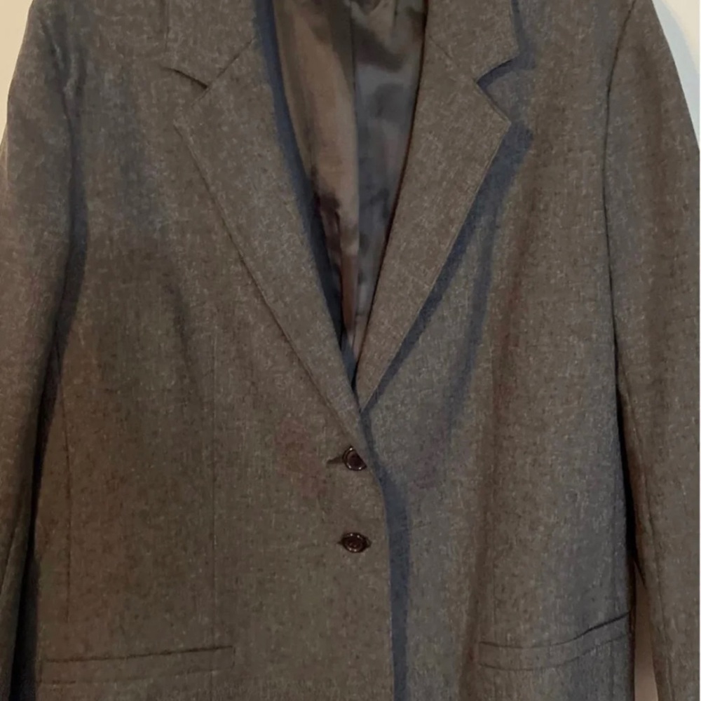 Women’s Blazer (Size L) EUC - Picture 2 of 5